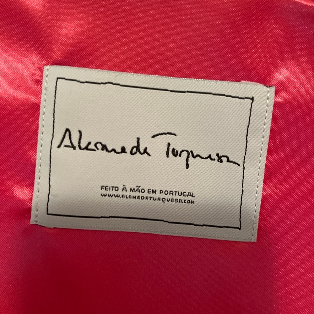 Designer handmade satin dust bag from Portuguese brand Almeida Turquesa